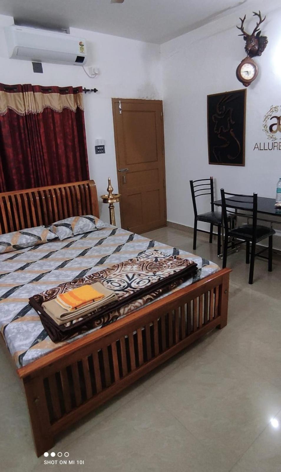 Vyshnavi Home Stay Thanniyam Esterno foto